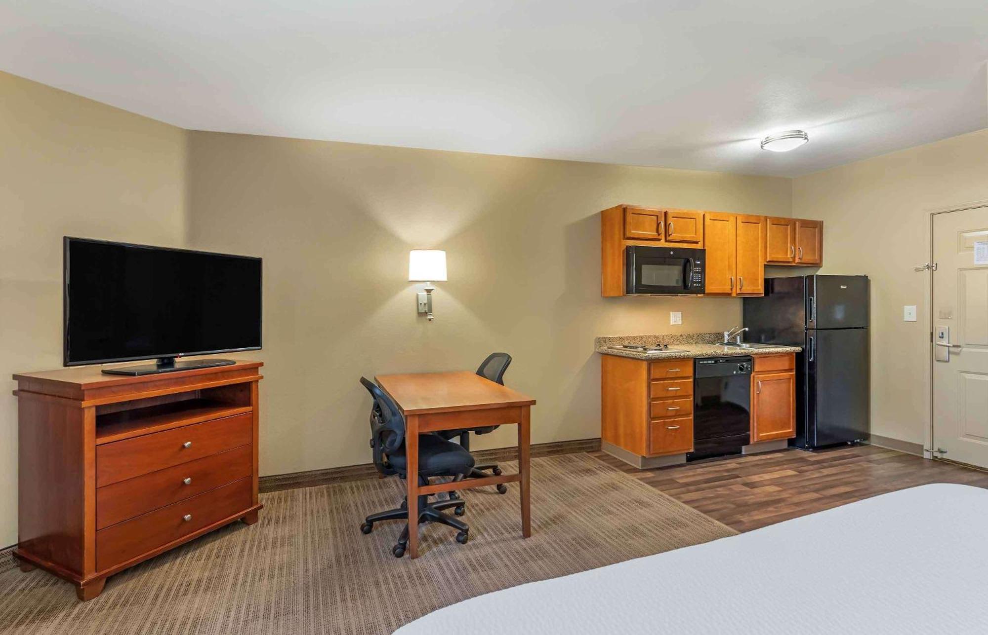 Extended Stay America Suites - Bakersfield - Chester Lane Exterior photo