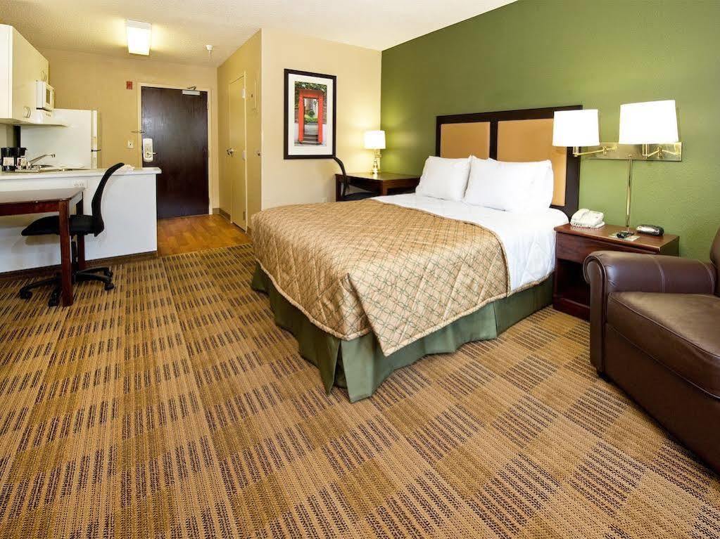 Extended Stay America Suites - Bakersfield - Chester Lane Exterior photo